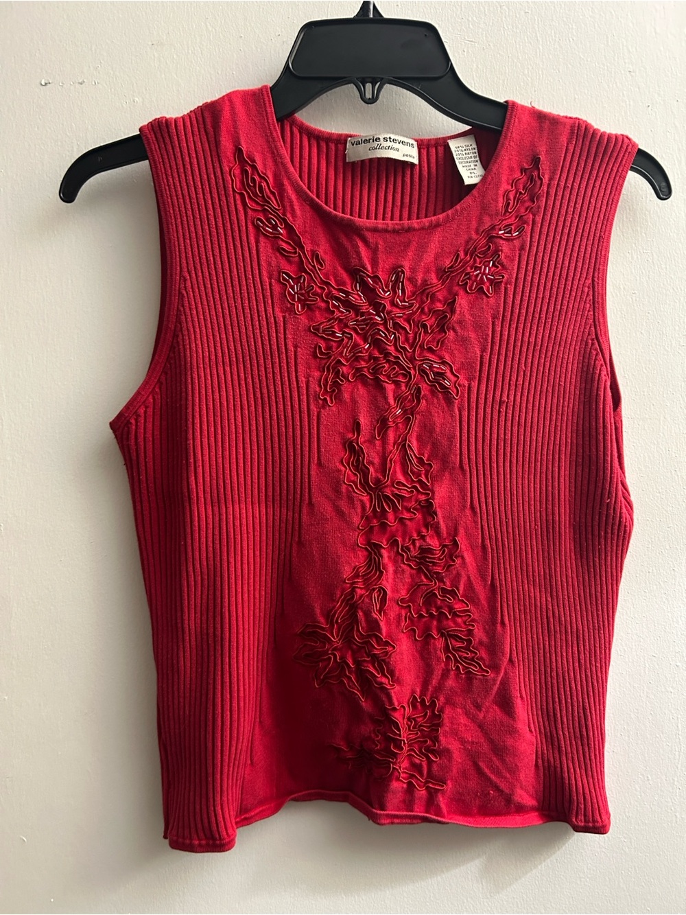 Red Ribbed Sleeveless Top with Embroidered Applique